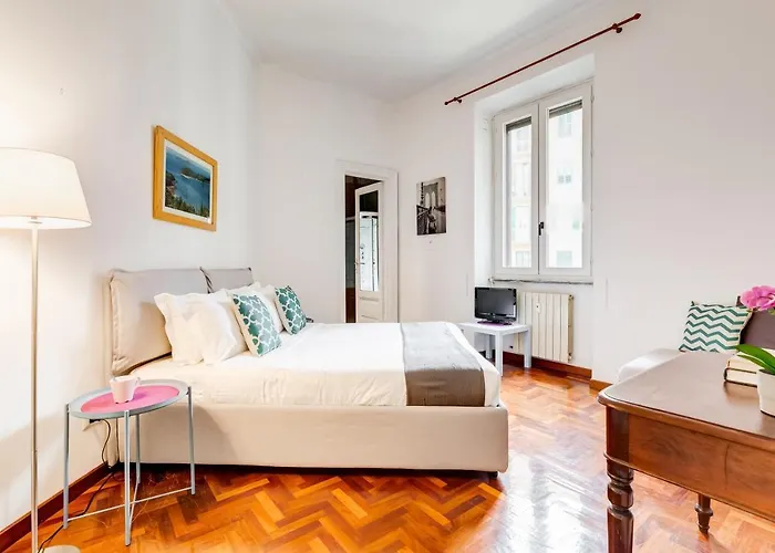 Large And Bright Amazing View Basilica San Giovanni In Laterano Apartament Rzym