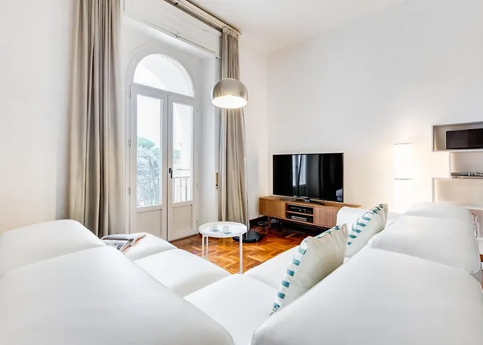 Large And Bright Amazing View Basilica San Giovanni In Laterano Apartament *