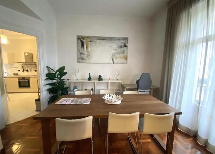 Apartament Large And Bright Amazing View Basilica San Giovanni In Laterano